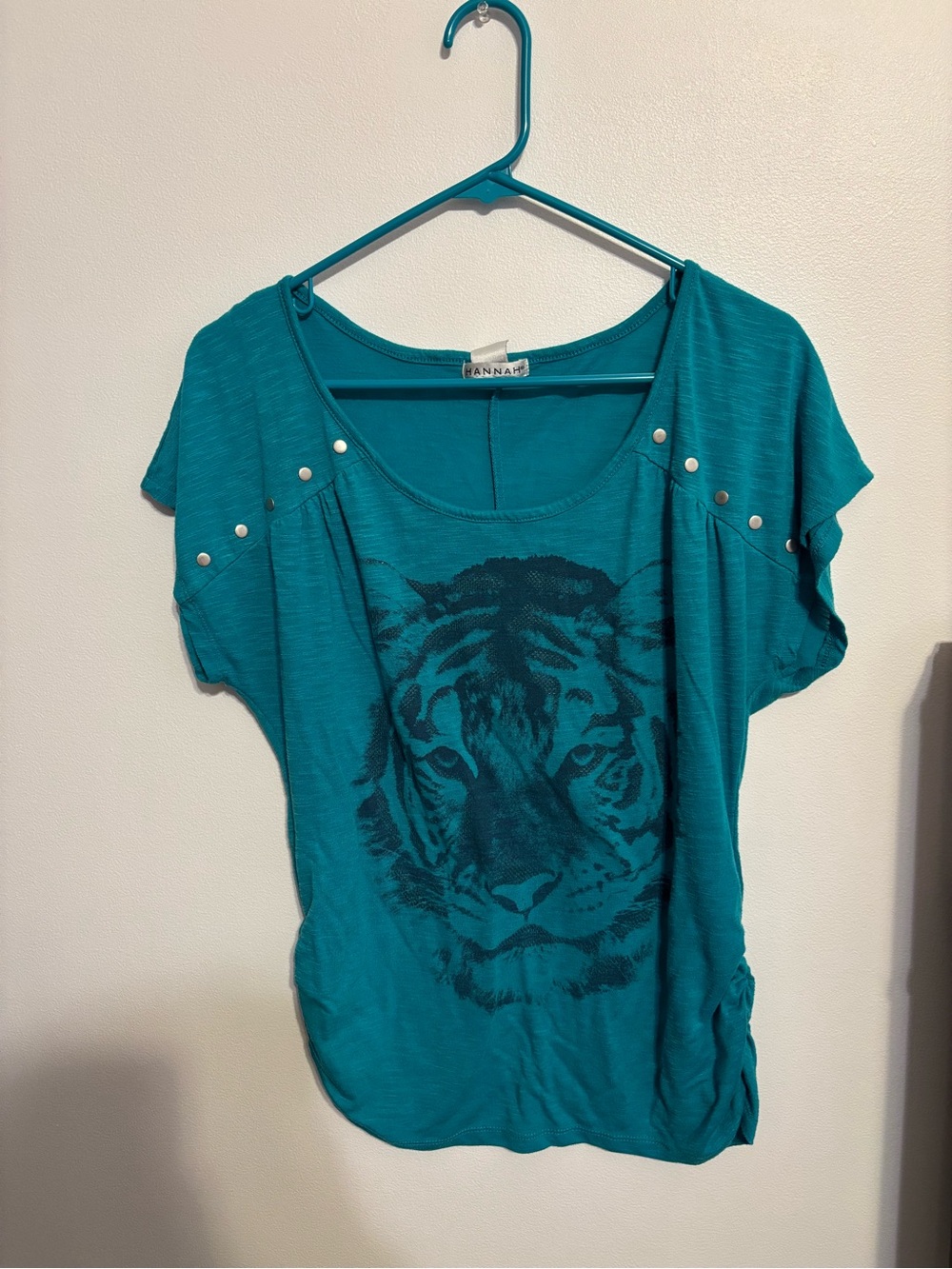 Hannah Tiger face tshirt